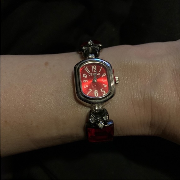 ONE OF A KIND: Black and Pink Beaded Stretch Watch - Picture 12 of 16